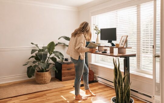 Forgetting why you entered a room