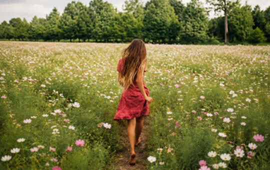 Barefoot walking benefits